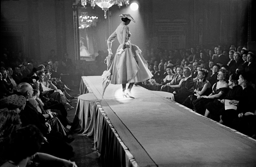 1951, Paris, fashion show
