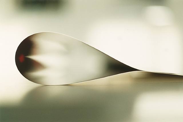 Wolfgang Tillmans, paper drop (New York) I, 2008, C-print, exhibition copy. Image courtesy of the artist and the Andrea Rosen Gallery