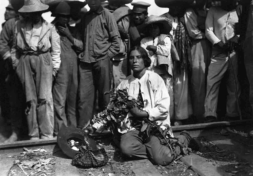 María Zavala, nicknamed La destroyer, a welder who consoled dying soldiers, ca. 1915