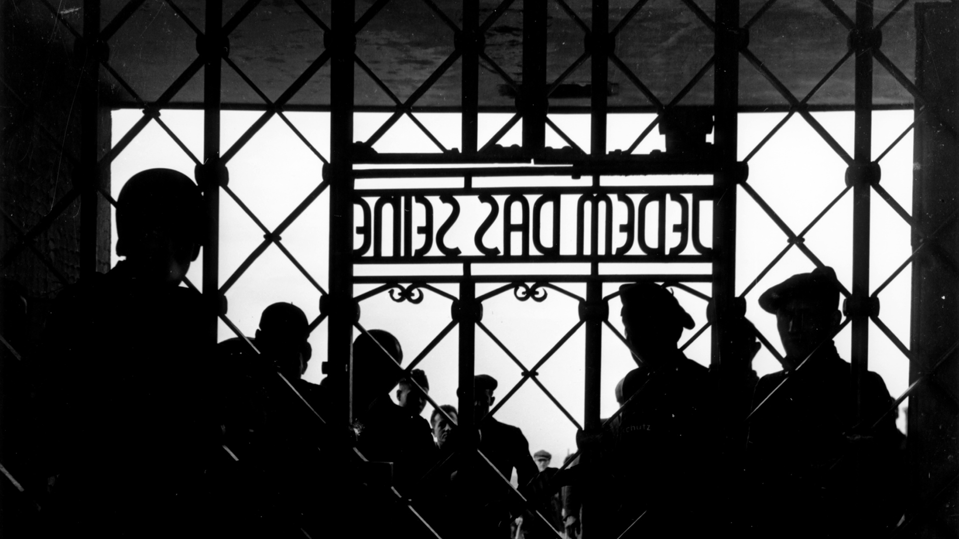 The Polygon Gallery presents Lee Miller: A Photographer At Work (1932—1945)
