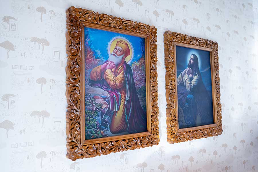 Simranpreet Anand – Impressions of Religion