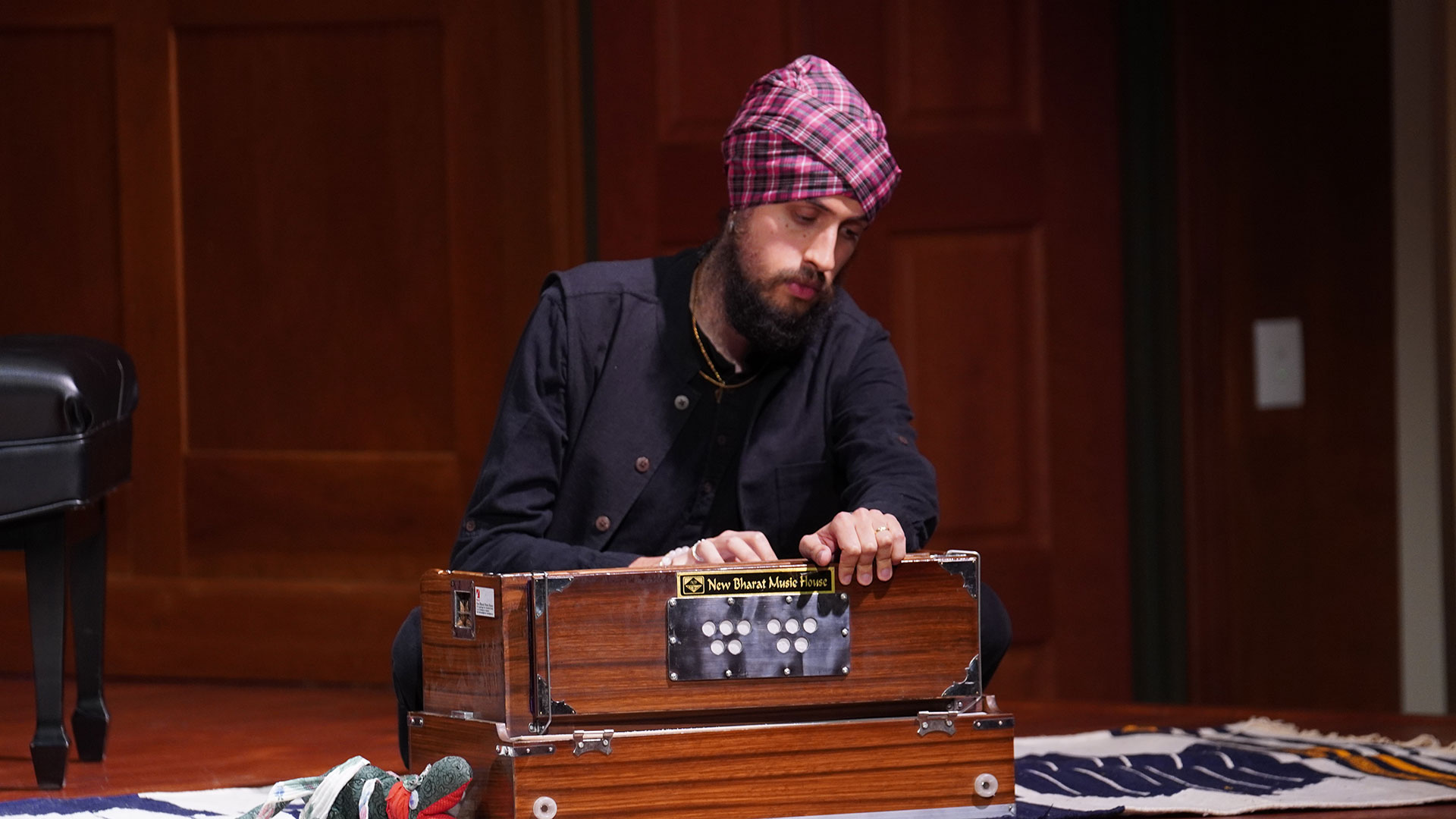 Music with Conner Singh VanderBeek: Mool Mantar and Naam Simran in Raag Malaar